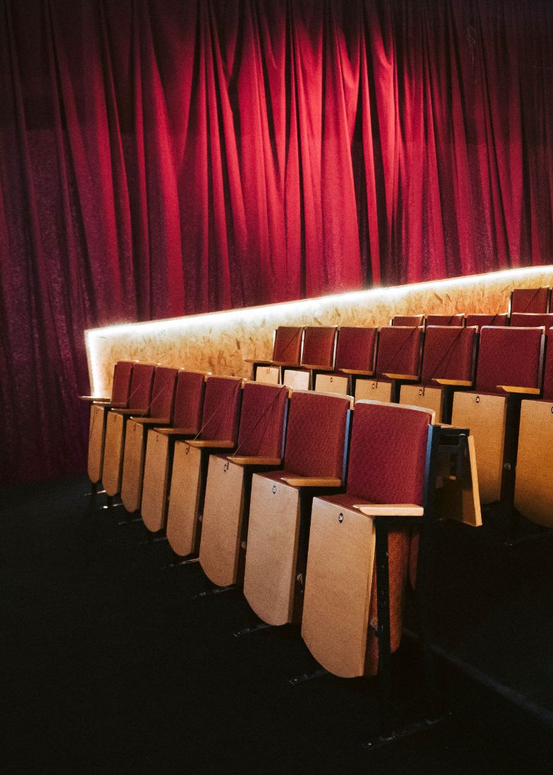 Focus - Sinema Transtopia