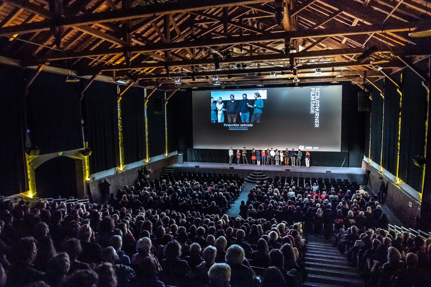 Publikum an der «Projection spéciale» der 54. SFT (© module+ / Solothurner Filmtage)