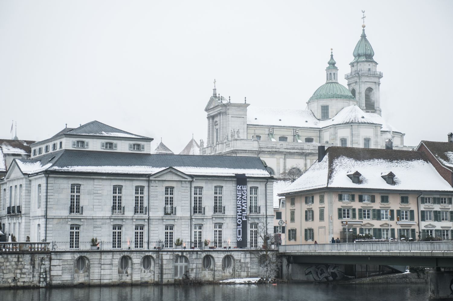 Stadt Solothurn mit Banner (© module+ / Solothurner Filmtage)